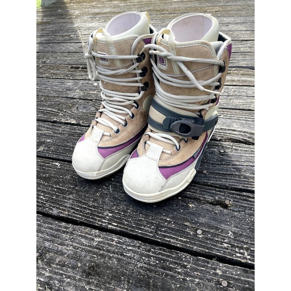 Copied -vintage burton snowbootssize 9
